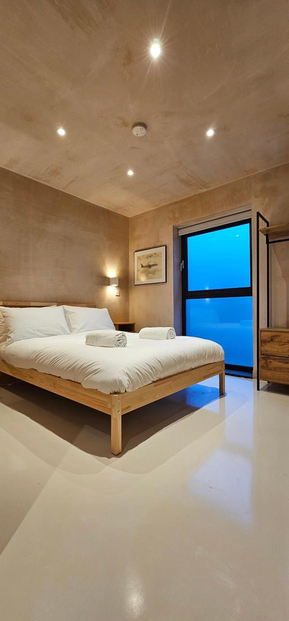 Shorebreak Apartments New Quay Esterno foto